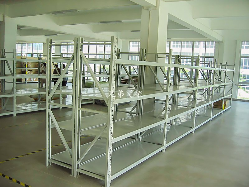 輕型、中型貨架因?yàn)檫@些特點(diǎn)才暢銷